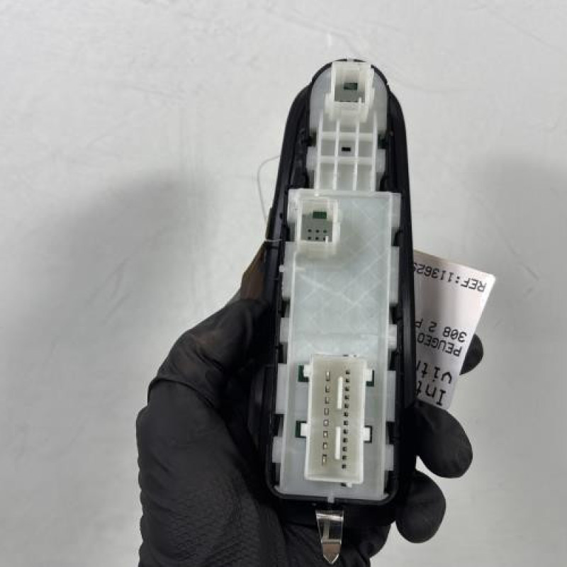 Interrupteur de leve vitre avant gauche PEUGEOT 308 2 Photo n°2