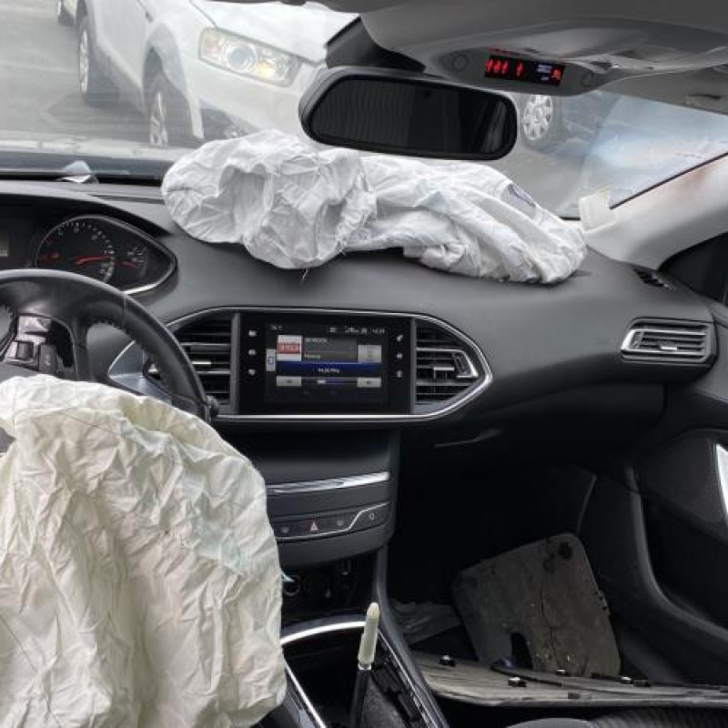 Poignee interieur avant droit PEUGEOT 308 2 Photo n°19