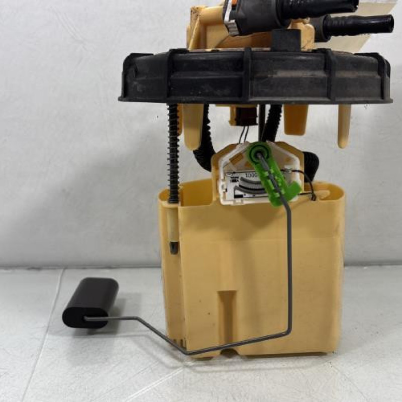 Pompe à carburant PEUGEOT 308 2 Photo n°5