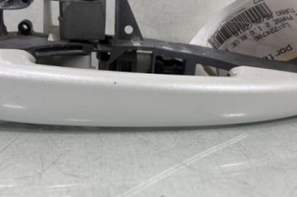 Poignee porte arriere droit PEUGEOT 5008 1 Photo n°1