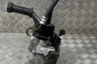 Pompe de direction PEUGEOT 5008 1 Photo n°1