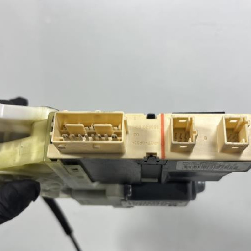 Leve vitre electrique avant gauche CITROEN C4 1 Photo n°4