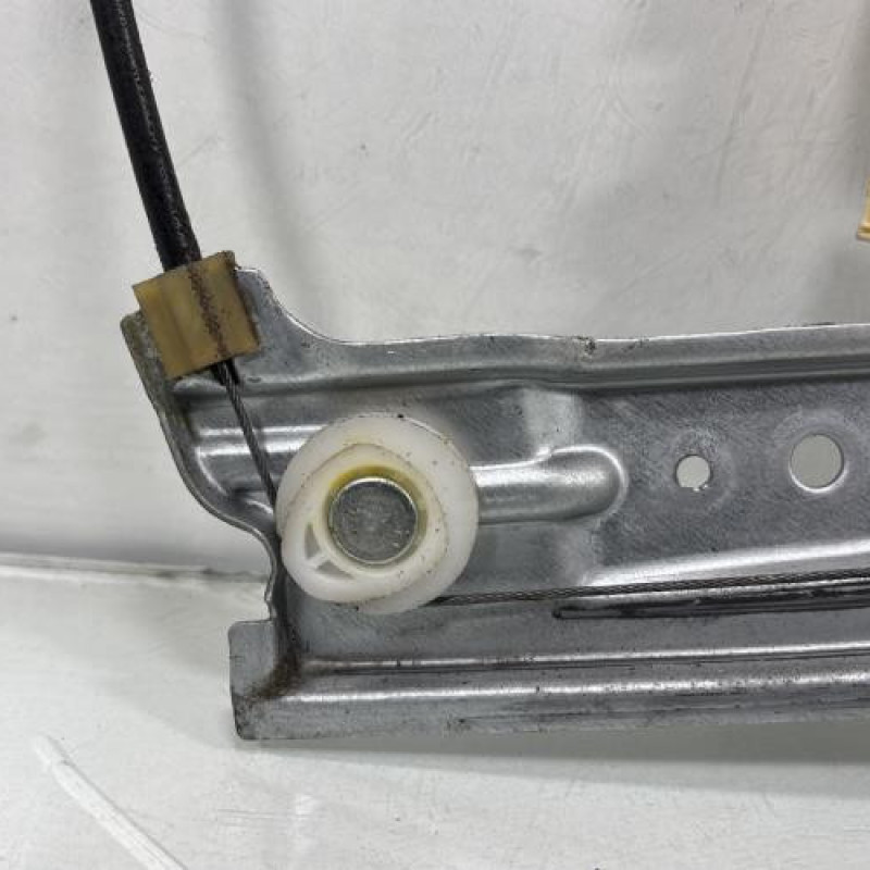 Leve vitre electrique avant gauche CITROEN C4 1 Photo n°8