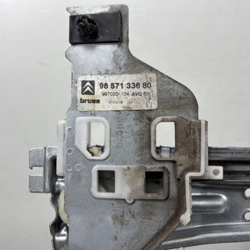 Leve vitre electrique avant gauche CITROEN C4 1 Photo n°10