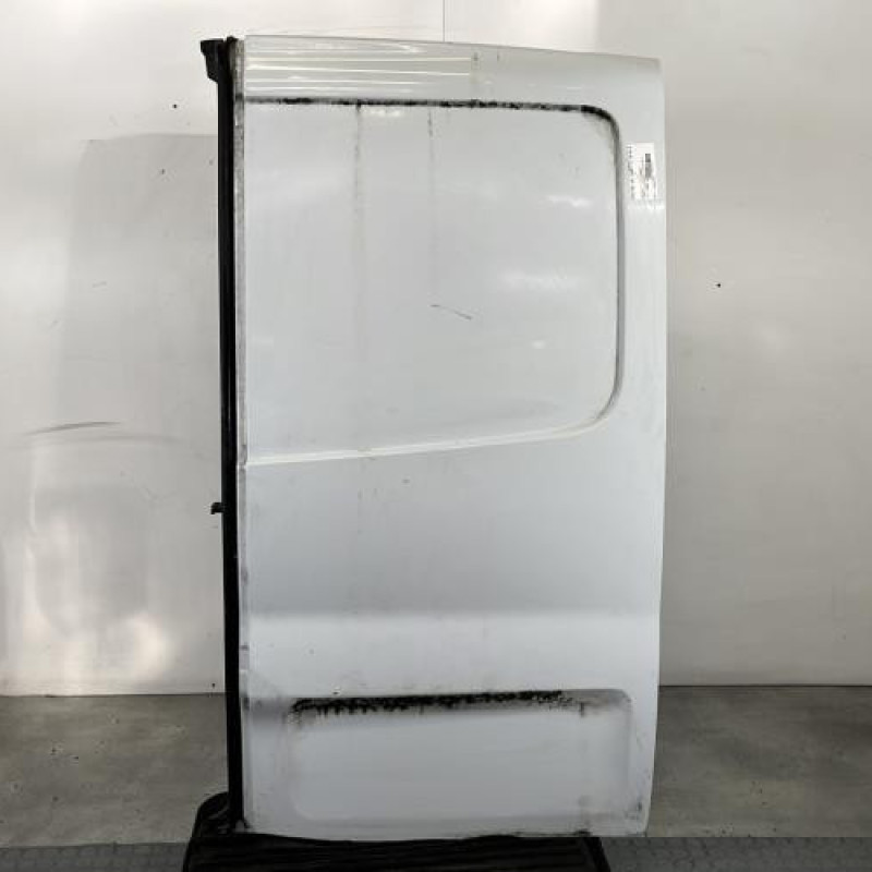 Porte de coffre droit RENAULT TRAFIC 2 Photo n°1