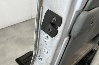 Porte de coffre droit RENAULT TRAFIC 2