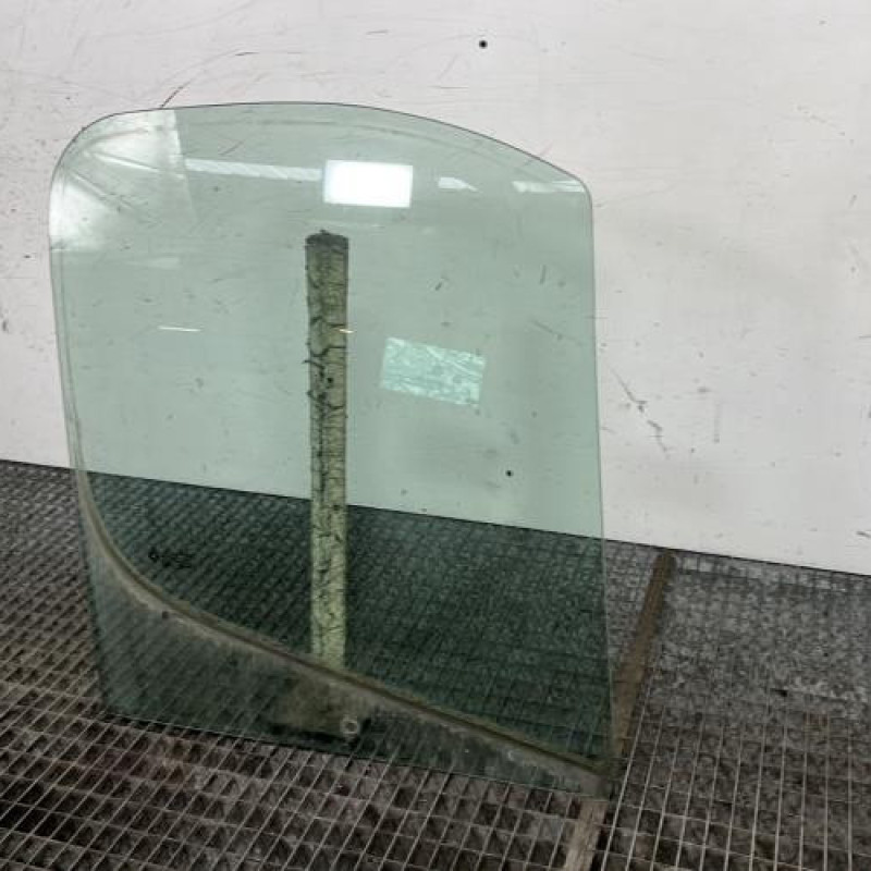 Vitre avant droit RENAULT TRAFIC 2 Photo n°3