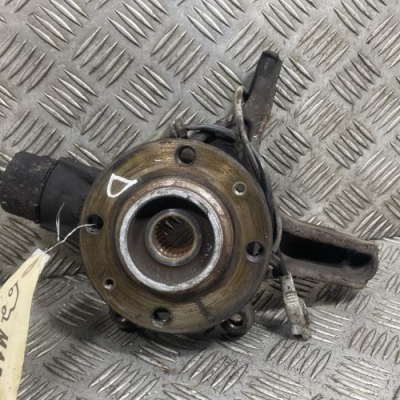 Pivot de moyeu avant droit PEUGEOT PARTNER 2 Photo n°1