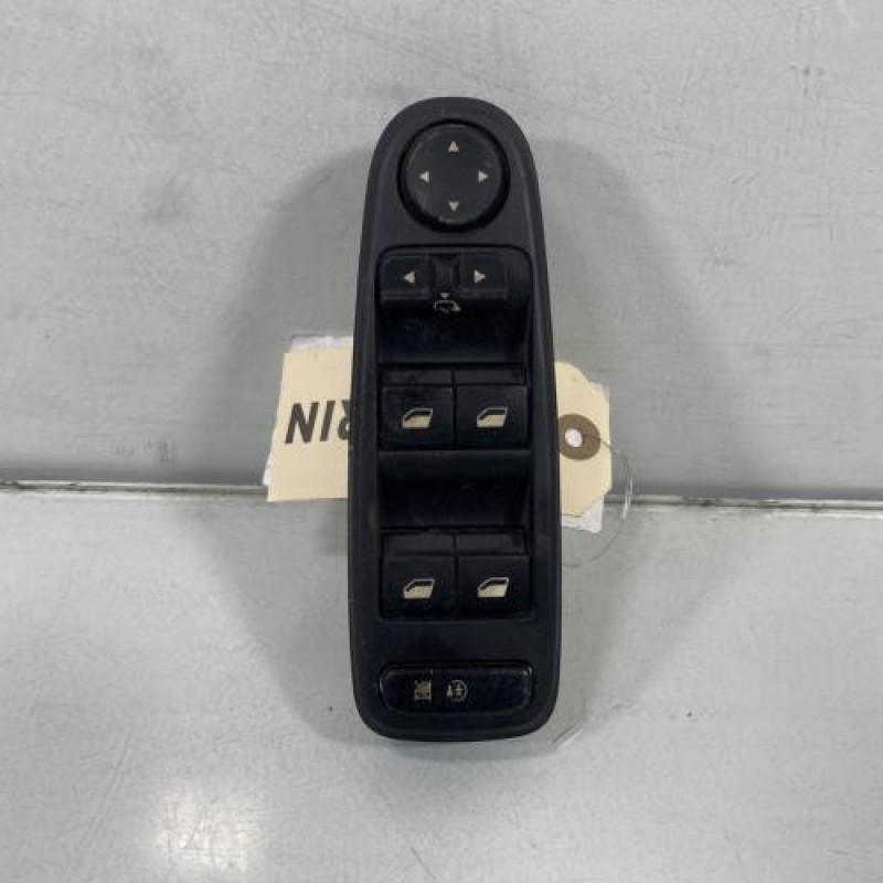 Interrupteur de leve vitre avant gauche CITROEN C4 GRAND PICASSO 1 Photo n°1