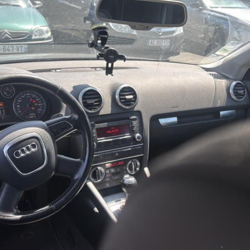 Bouton de coffre AUDI A3 2 Photo n°18