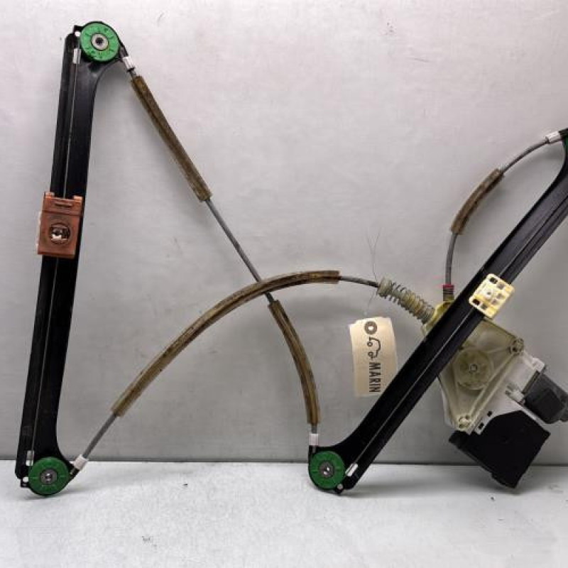 Leve vitre electrique avant gauche AUDI A3 2 Photo n°1