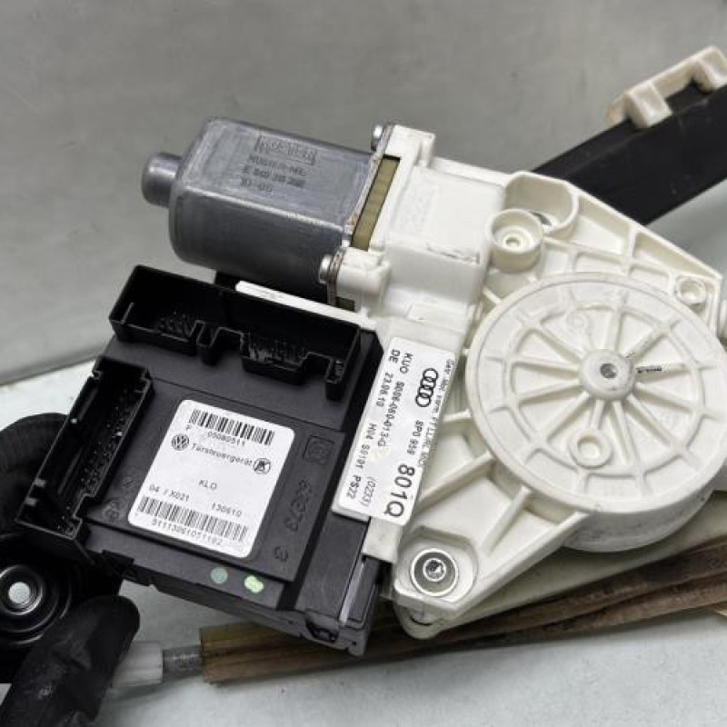 Leve vitre electrique avant gauche AUDI A3 2 Photo n°10