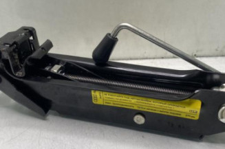 Cric AUDI A3 2 Photo n°1