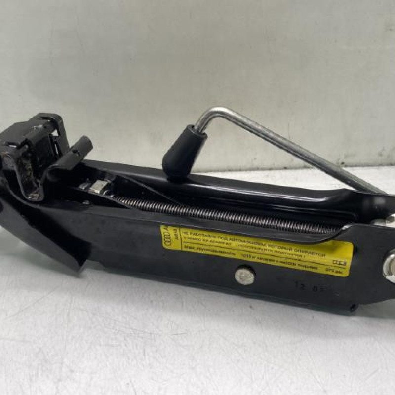 Cric AUDI A3 2 Photo n°1