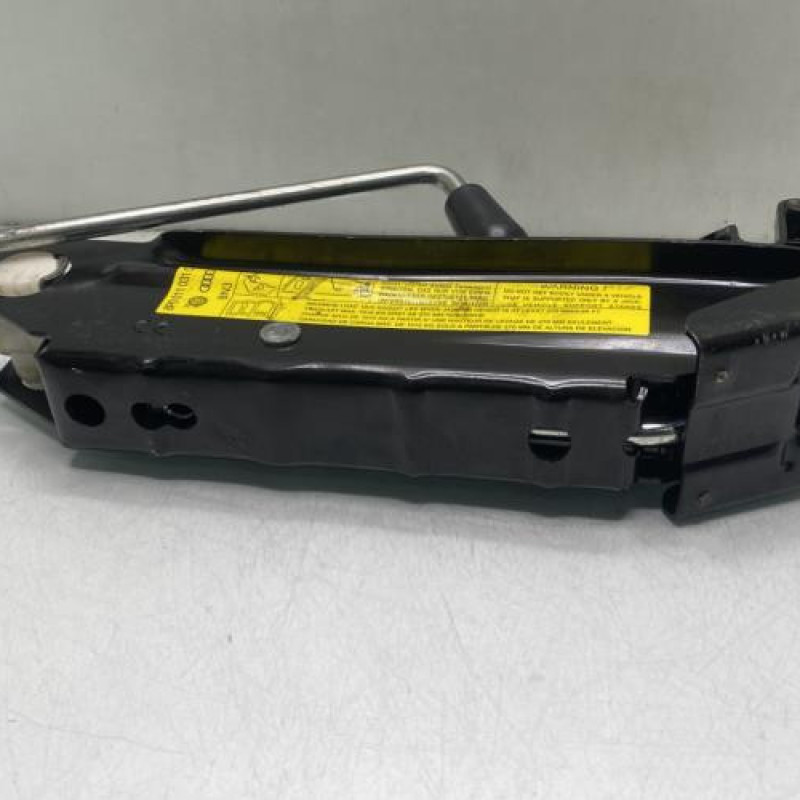 Cric AUDI A3 2 Photo n°3