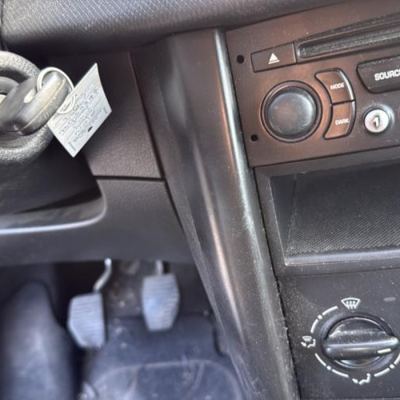 Porte avant droit PEUGEOT 207 Photo n°20