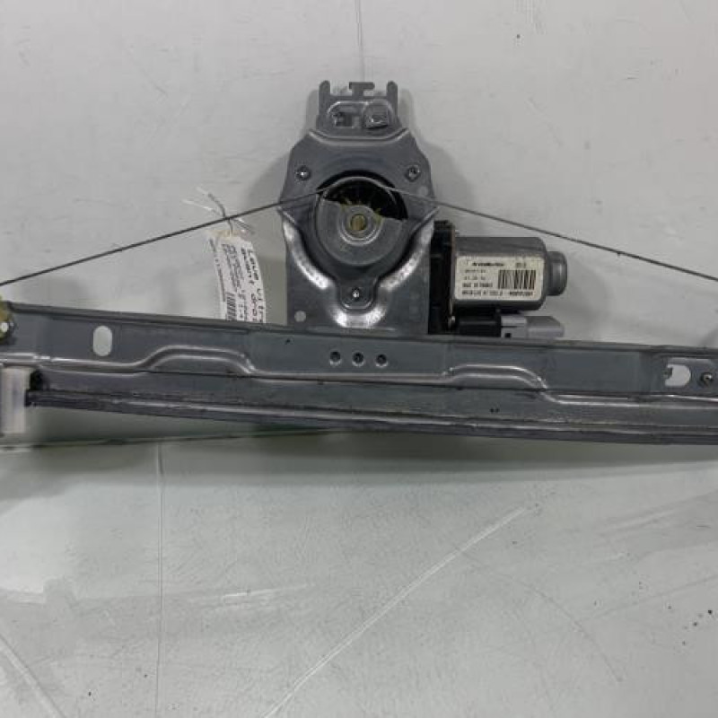 Leve vitre electrique avant droit PEUGEOT 207 Photo n°1