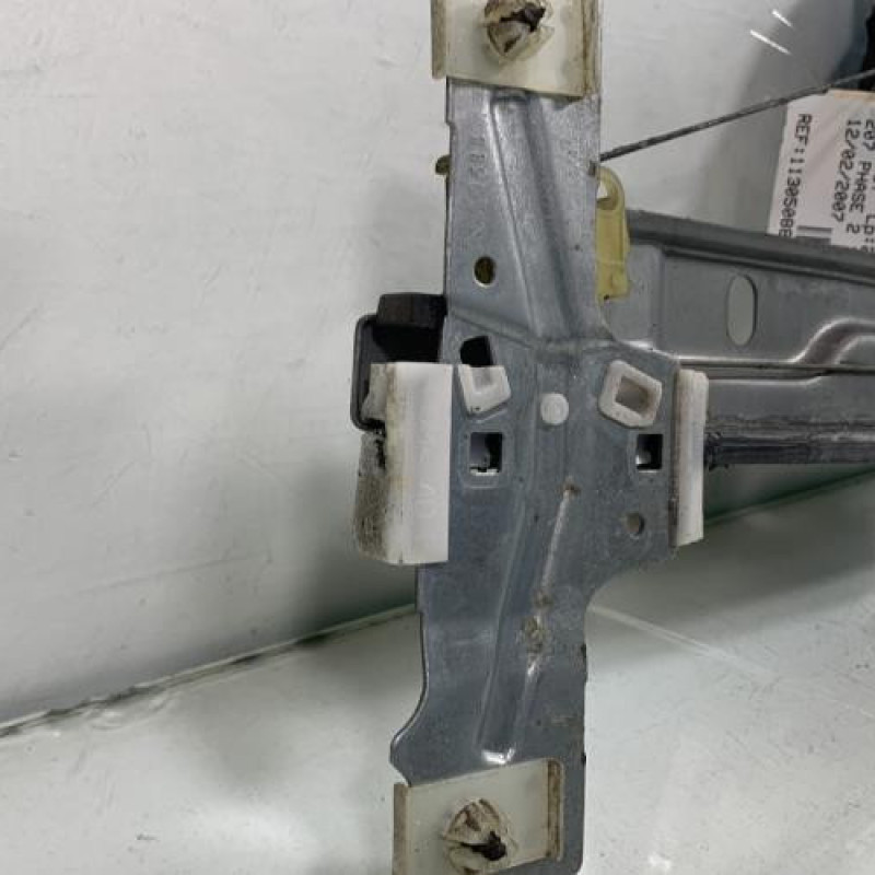 Leve vitre electrique avant droit PEUGEOT 207 Photo n°3