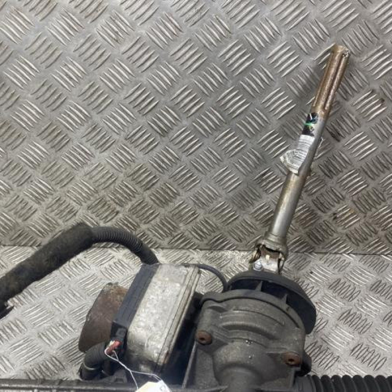 Cremaillere assistee PEUGEOT 208 1 Photo n°3