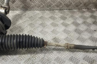 Cremaillere assistee PEUGEOT 208 1