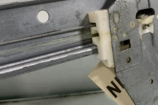 Leve vitre electrique arriere gauche PEUGEOT 207