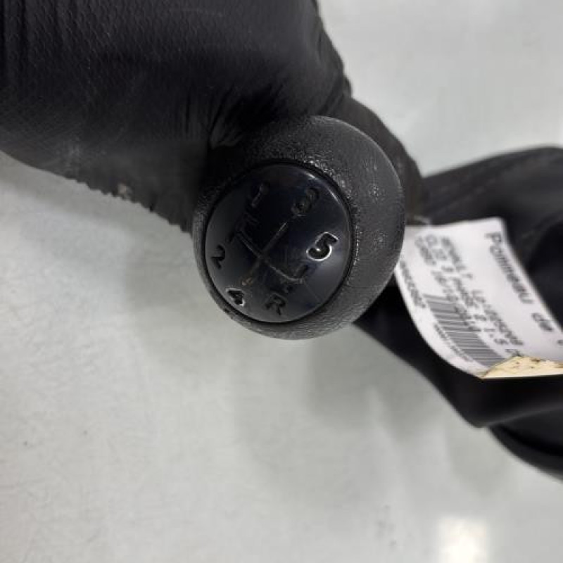 Pommeau de vitesses RENAULT CLIO 3 Photo n°1