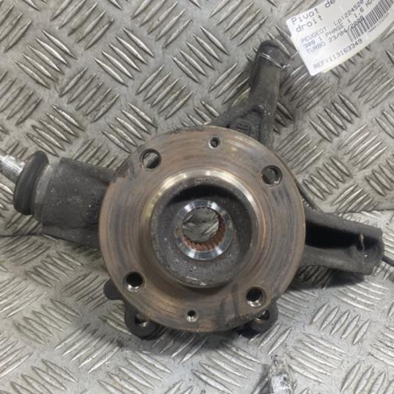 Pivot de moyeu avant droit PEUGEOT 308 1 Photo n°1