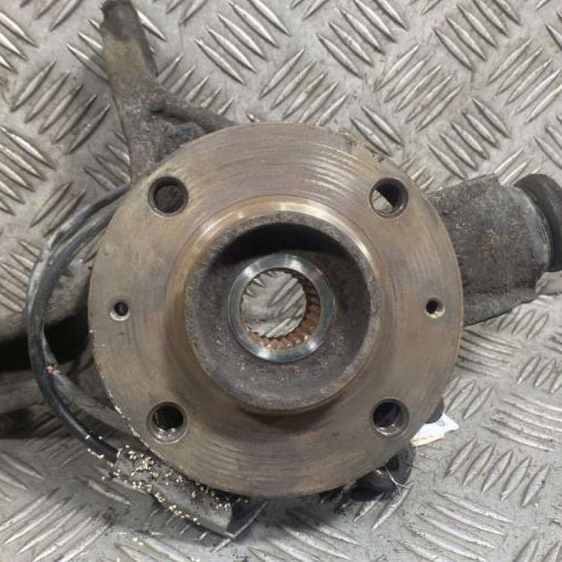 Pivot de moyeu avant gauche PEUGEOT 308 1 Photo n°1