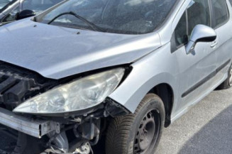 Pivot de moyeu avant gauche PEUGEOT 308 1