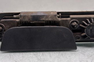 Poignee porte coffre gauche DACIA LOGAN MCV 1 Photo n°1