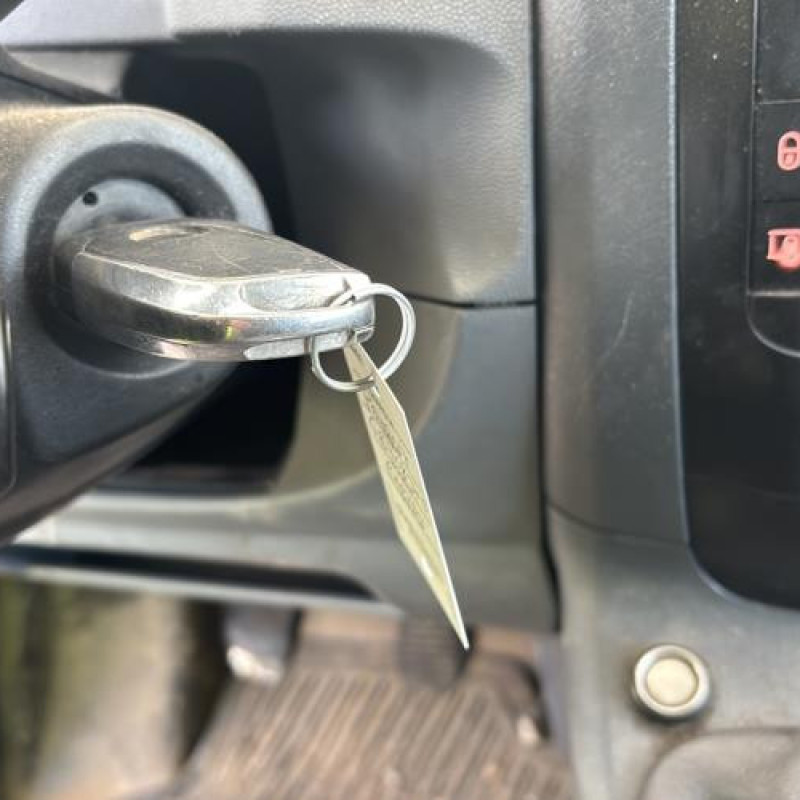 Vitre avant gauche PEUGEOT EXPERT 2 Photo n°19