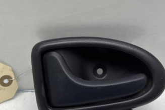 Poignee interieur avant gauche RENAULT CLIO 2 CAMPUS Photo n°1