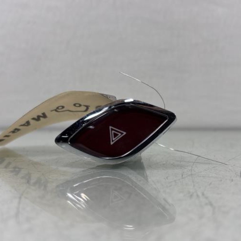 Bouton de warning CITROEN C3 2 Photo n°3