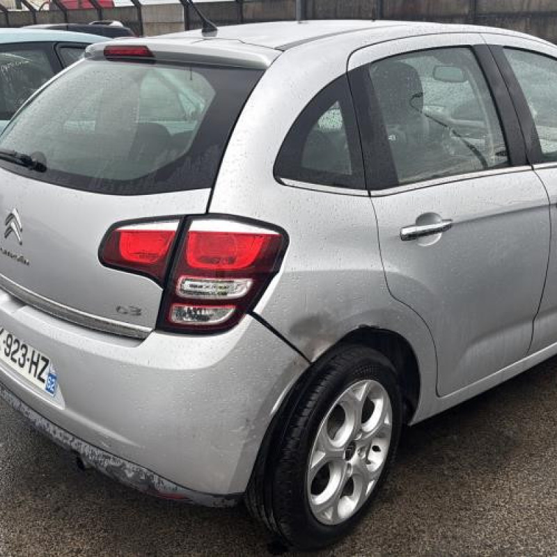 Bouton de warning CITROEN C3 2 Photo n°20