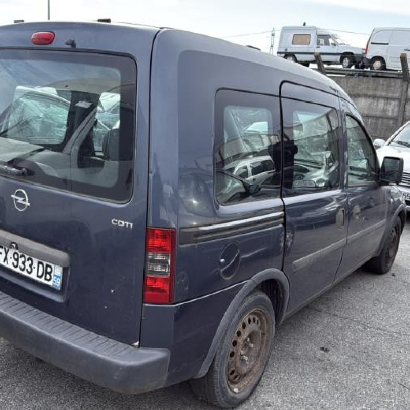 Optique avant principal droit (feux)(phare) OPEL COMBO C Photo n°3