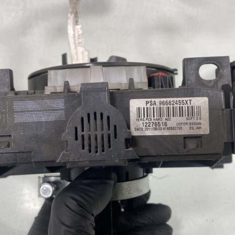 Com (Bloc Contacteur Tournant+Commodo Essuie Glace+Commodo Phare) PEUGEOT PARTNER 2 Photo n°4