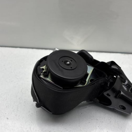 Ceinture arriere droit BMW SERIE 1 E88 Photo n°1
