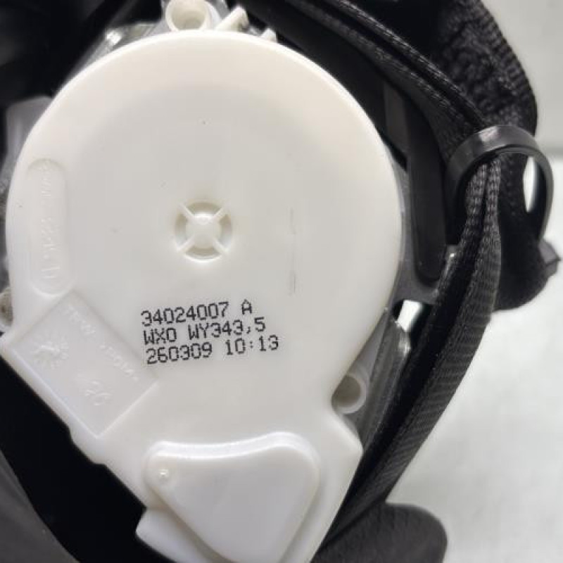 Ceinture avant droit BMW SERIE 1 E88 Photo n°4