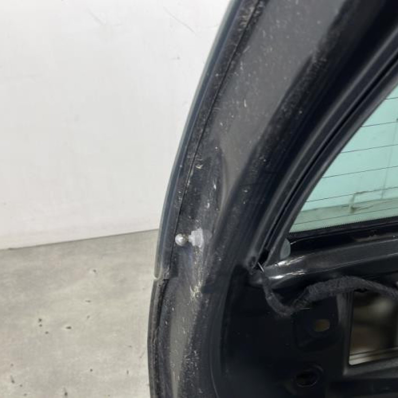 Malle/Hayon arriere CITROEN C4 1 Photo n°9