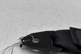 Attache ceinture arriere gauche TOYOTA YARIS 2