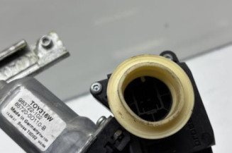 Leve vitre electrique avant gauche TOYOTA YARIS 2