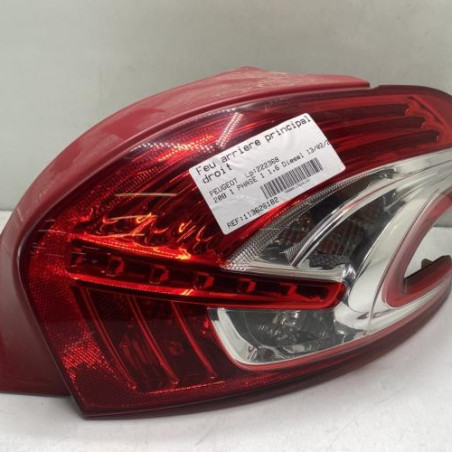 Feu arriere principal droit (feux) PEUGEOT 208 1 Photo n°1