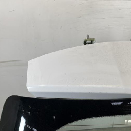 Malle/Hayon arriere PEUGEOT 208 1