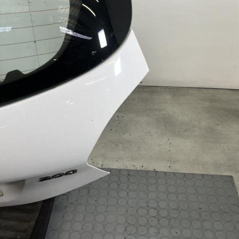 Malle/Hayon arriere PEUGEOT 208 1 Photo n°4