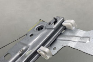 Leve vitre electrique avant droit PEUGEOT 207