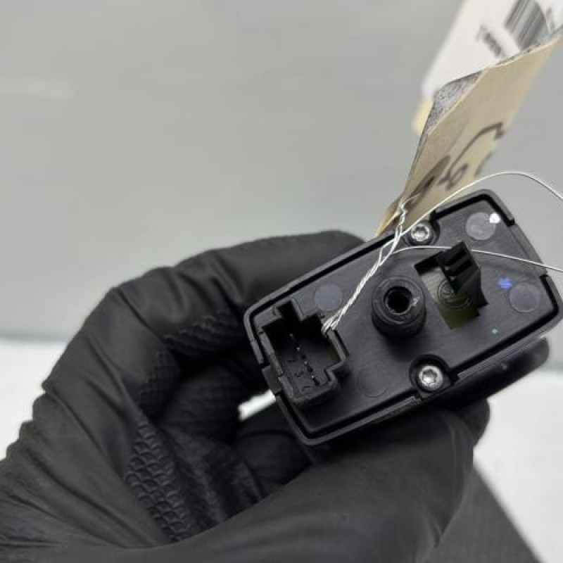 Interrupteur de leve vitre avant droit MERCEDES CLASSE A 169 Photo n°2