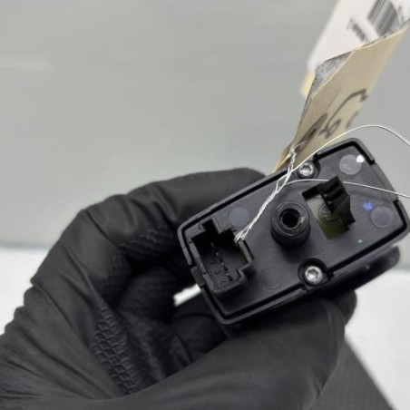 Interrupteur de leve vitre avant droit MERCEDES CLASSE A 169