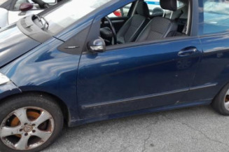 Feu arriere stop central MERCEDES CLASSE A 169