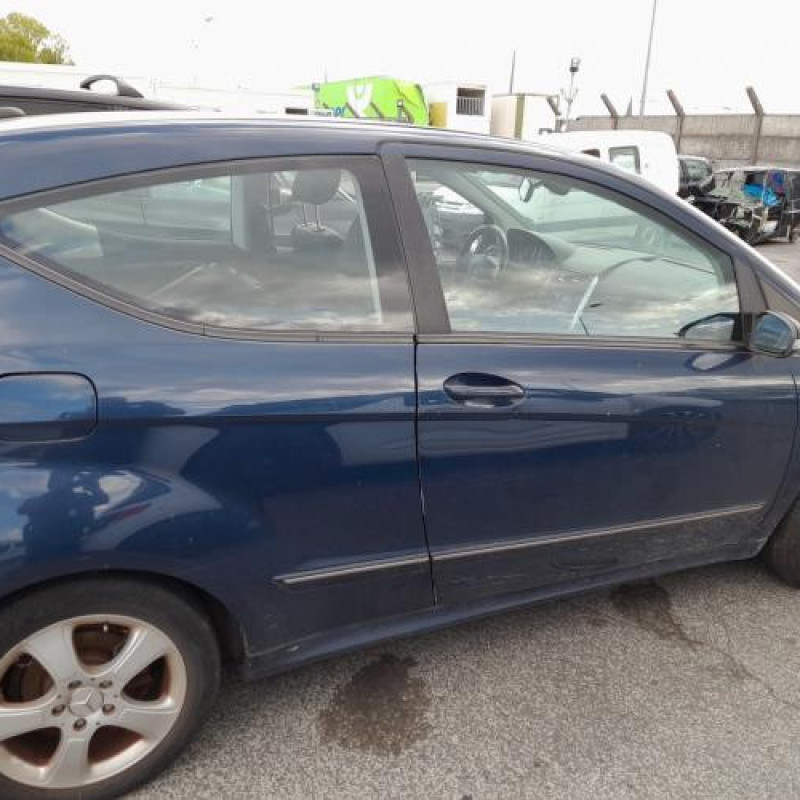 Interrupteur de leve vitre avant droit MERCEDES CLASSE A 169 Photo n°9
