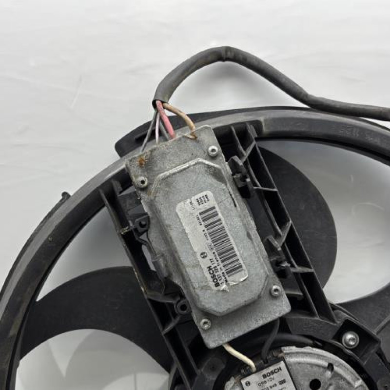 Moto ventilateur radiateur MERCEDES CLASSE A 169 Photo n°6